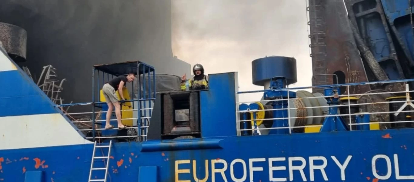 Φωτιά στο Euroferry Olympia: «Άκουσα απλά φωνές - Ευτυχώς ζω» λέει ο άνδρας που διασώθηκε